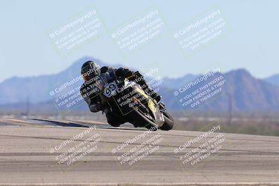 media/Oct-20-2024-CVMA (Sun) [[d4a3dff211]]/Race 16-Formula Middleweight/